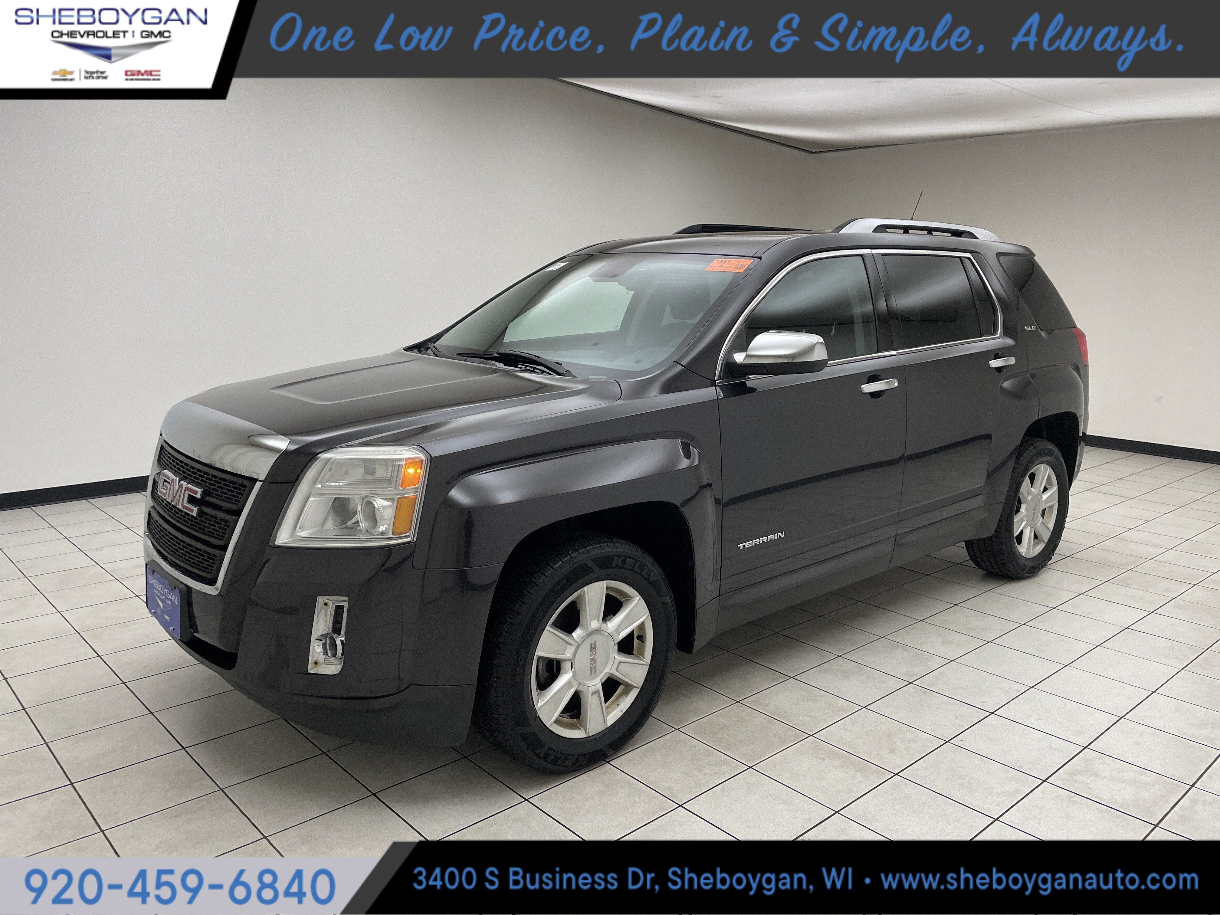 2013 GMC Terrain SLE in Iridium Metallic — front three-quarter view