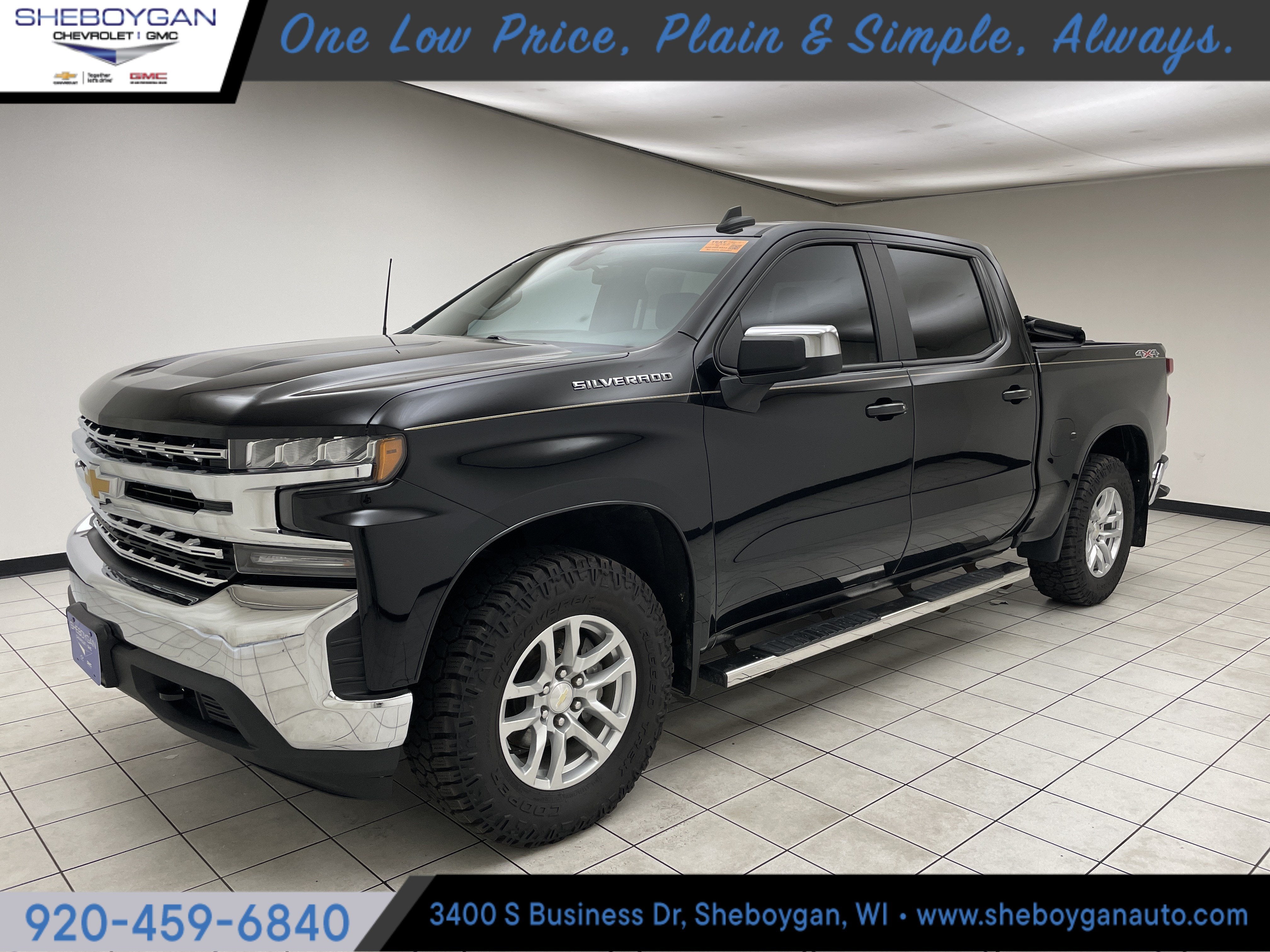 2020 Chevrolet Silverado 1500 LT in Black — front three-quarter view