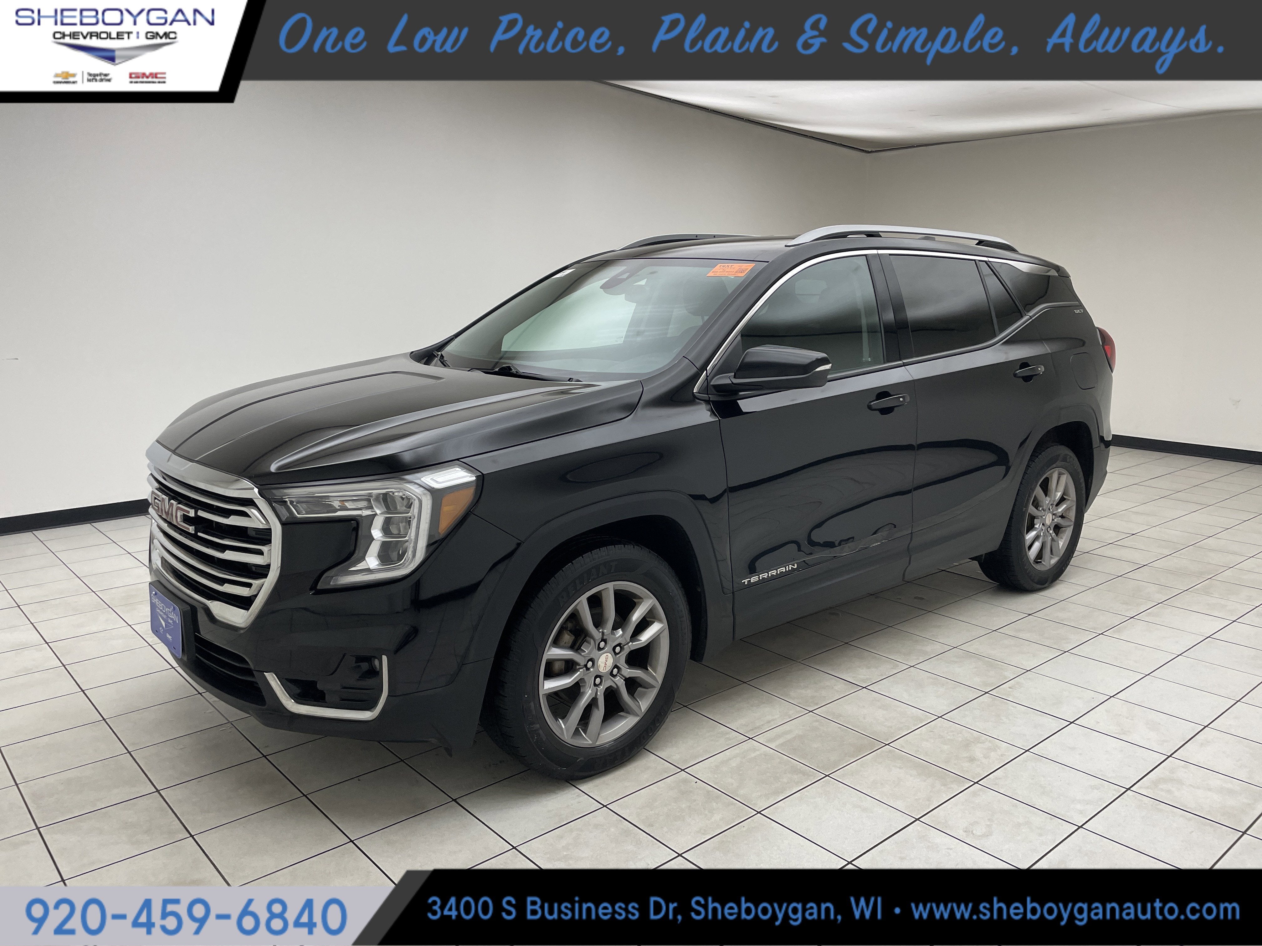 2022 GMC Terrain SLT in Ebony Twilight Metallic — front three-quarter view