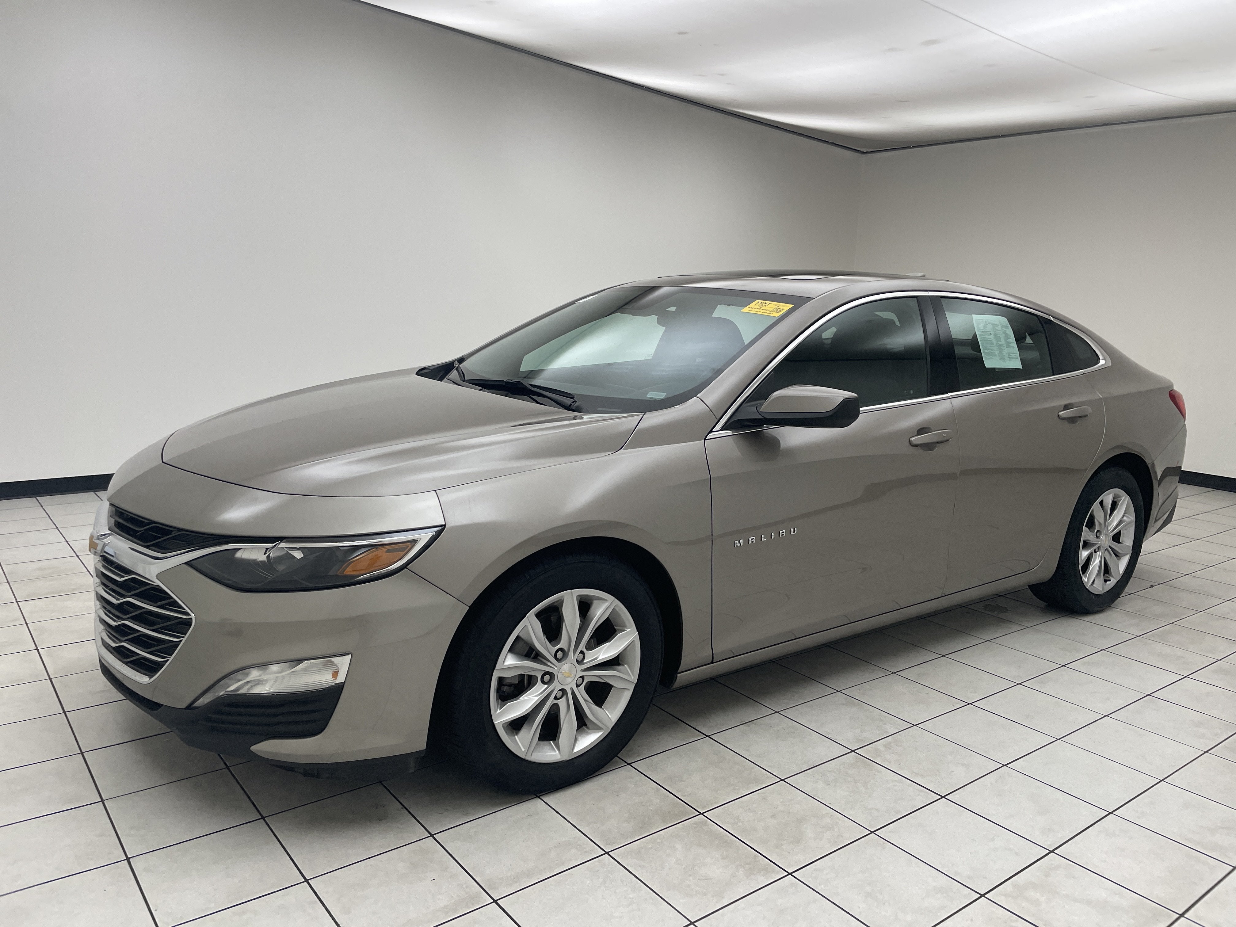 2024 Chevrolet Malibu FWD 1LT in Mineral Gray Metallic — front three-quarter view